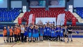 Küçükler futsal şampiyonları belli oldu
