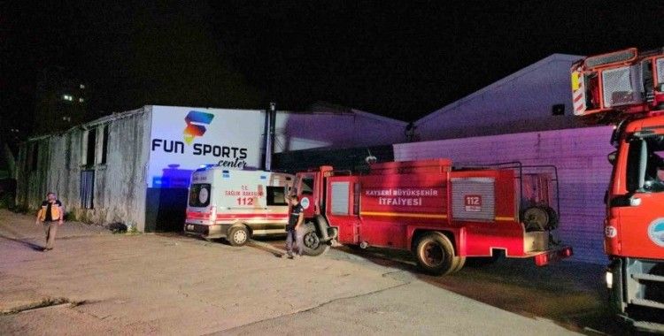 Kayseri’de mobilya fabrikasında yangın