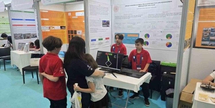 Başkan Pütün, Beyağaçlı öğrencileri Ankara’da yalnız bırakmadı
