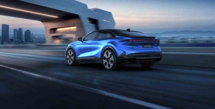 Alpine’in sportif fastback modelinin dünya lansmanı gerçekleşti