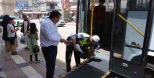 Şanlıurfa’da klima çalıştırmayan otobüslere sıkı takip
