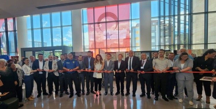 Acıpayam Halk Eğitim Merkezi kursiyerlerinin el emeği ürünleri görücüye çıktı