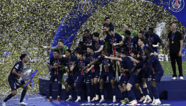 Şampiyonlar Ligi'nde PSG'den 'en farklı' galibiyet: Zafer sonrası sokaklar karıştı, 427 kişi gözaltına alındı