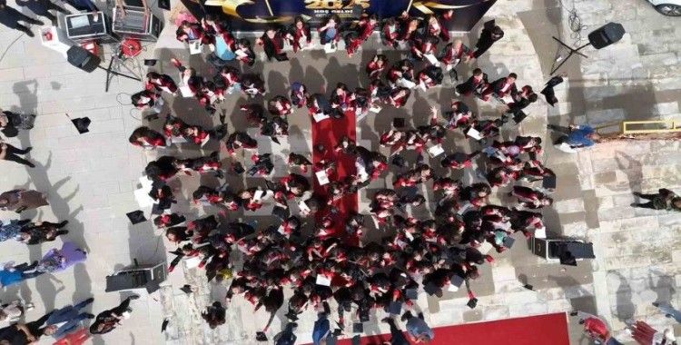 Kırıkkale’de bilim ve çevre temalı mezuniyet coşkusu
