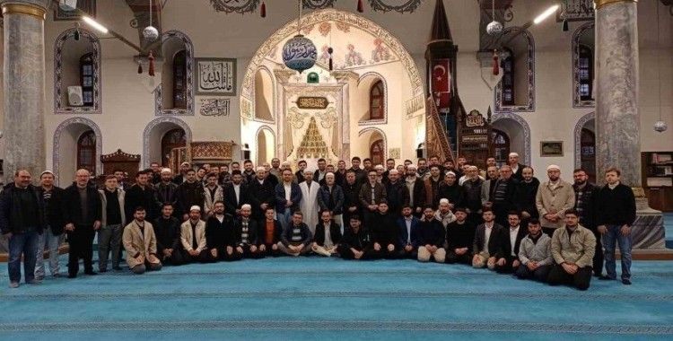 Kütahya’da sabah namazı buluşması ve tarih gezisi
