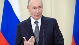 Putin, ‘Kahramanlar Zamanı’ programının katılımcılarıyla bir araya geldi