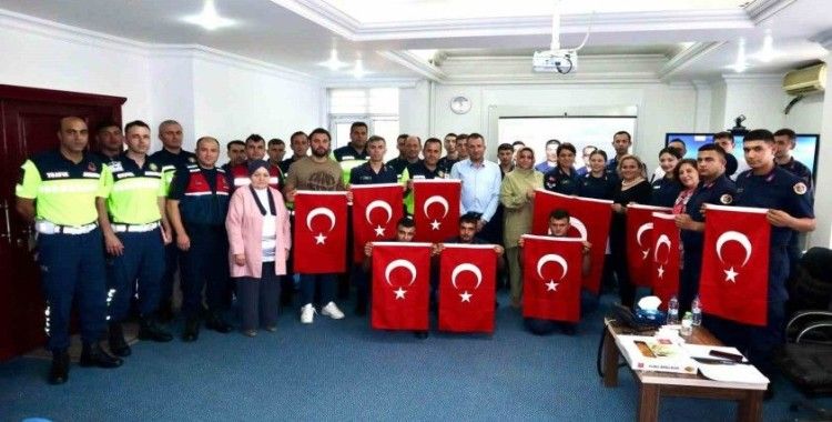 Mutlu evliliğin sırları jandarma personelleriyle paylaşıldı
