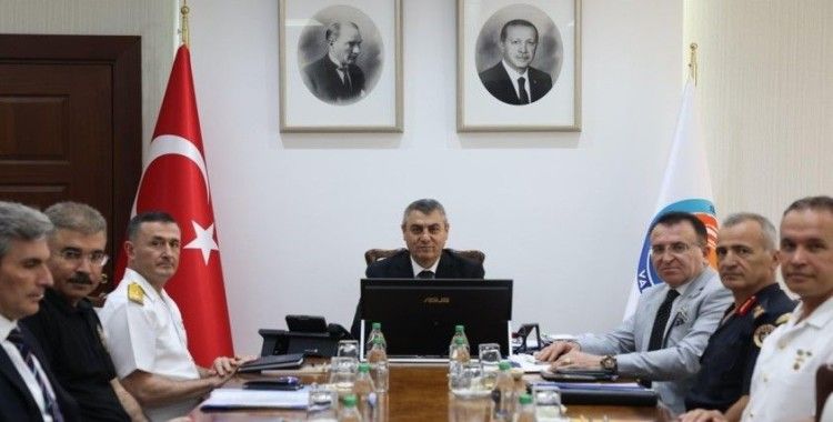 Mersin’de ilk 5 ayda 907 silah ele geçirildi, 5 organize suç örgütü çökertildi
