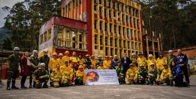 Konya İtfaiyesi TİKA iş birliğiyle Kolombiyalı itfaiyecilere eğitim verdi

