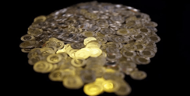 Altın alıcıları dikkat: Gram altında düşüş sonrası yeni tahmin ne?