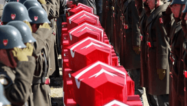 Şehitlere acı veda: 10 şehit son yolculuğuna uğurlanıyor
