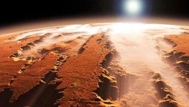 Bilim dünyası şaşkın: Mars’ta 16 bin kilometrelik eski nehir yatakları keşfedildi