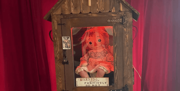 'Perili bebeğin' bakıcısı ölü bulundu: Annabelle'in 'laneti' gerçek mi oldu?