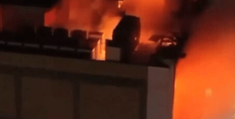 Irak'taki AVM yangınında en 50 kişi hayatını kaybetti