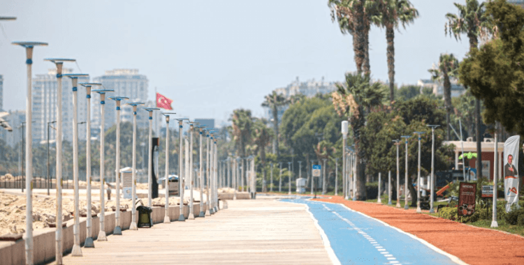 Doğu Akdeniz'de hissedilen hava sıcaklığı 40 dereceyi aştı