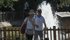 Türkiye'de 'tropikal gece' yaşanıyor: 56 ilde hava sıcaklığı 40 dereceyi aştı