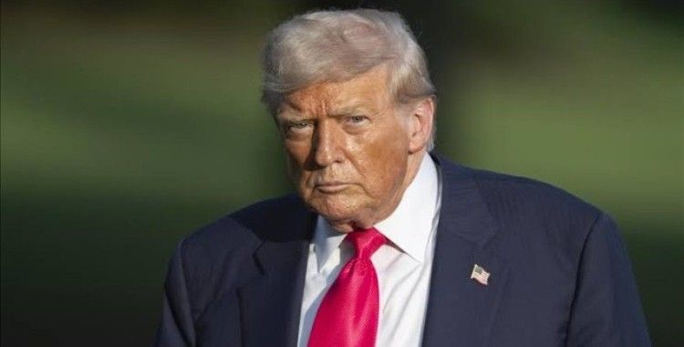 Trump, Beyaz Saray'ın çatısına çıktı: 'Ufak bir yürüyüş yapıyorum'