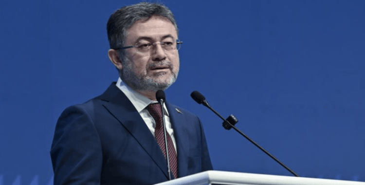 Bakan Yumaklı orman yangınlarına ilişkin son bilgileri paylaştı