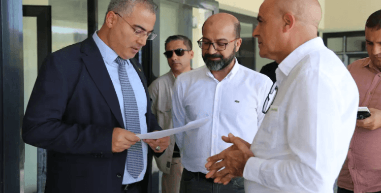 Çermik'te yapımı tamamlanan sağlık kompleksi açılışa gün sayıyor