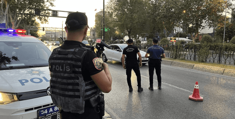 "Huzur İstanbul" uygulamasında 705 şüpheli yakalandı