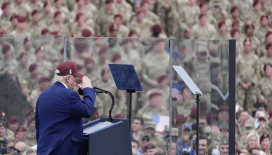 Trump, Vaşington sokaklarında polis ve askerlerle devriye gezeceğini duyurdu