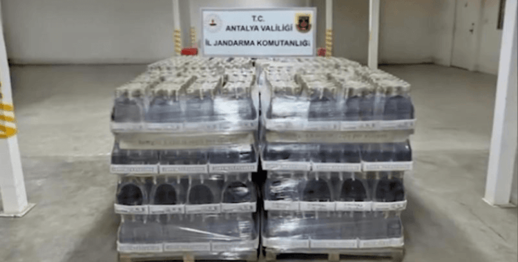 Antalya'da 119 bin 500 litre kaçak alkol ele geçirildi