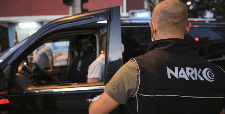 Diyarbakır'da zehir taciri 14 kişi tutuklandı