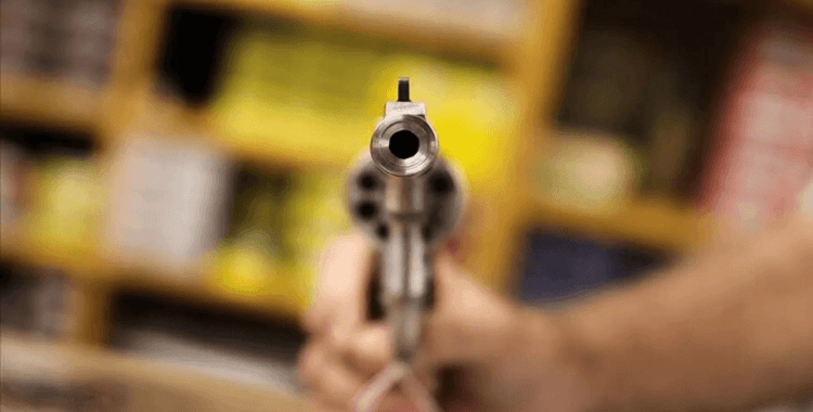 Yeni yargı paketiyle cezalar sertleşiyor: Trafikte yol kesene ve silahla ateş edenlere hapis cezası