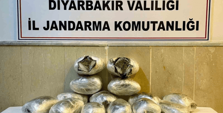 Diyarbakır'da 92 kilo esrar ve 11 kilo skunk ele geçirildi
