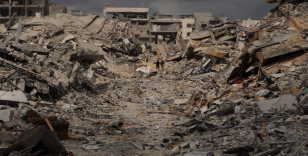 İsrail Gazze'de ateşkesi yeniden başlattığını duyurdu