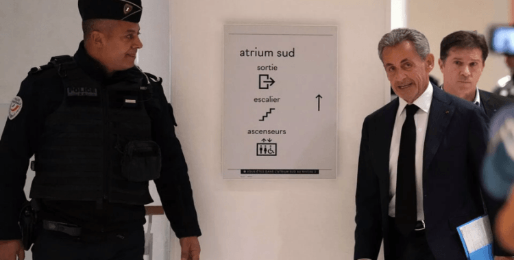 Fransa eski Cumhurbaşkanı Sarkozy için tahliye kararı verildi