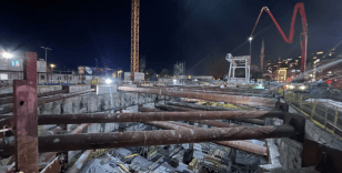 Beyoğlu'ndaki metro inşaatında iskele çöktü: Bazı işçiler yaralandı