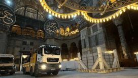 İlber Ortaylı: Ayasofya bu yükü gerçekten kaldıramaz, mimariden hiç anlamıyorlar