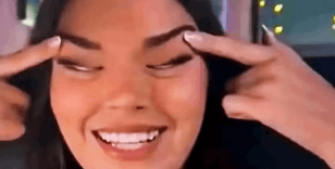 Finlandiya güzeli ırkçı paylaşım nedeniyle tacını kaybetti