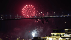 İstanbul yeni yıla kutlamalarla girdi