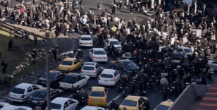 İran: Beşinci günde protestolar yayılırken can kaybı haberleri geliyor