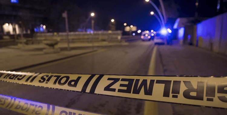 Küçükçekmece'de silahlı saldırı: 2 ölü, 1 yaralı