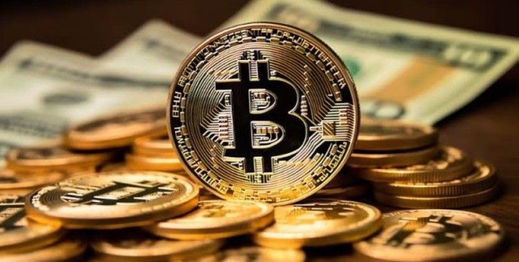 'Polisiz' diyerek evini bastılar, 4 milyon dolarlık kripto parayı çaldılar