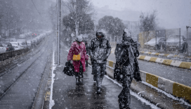 68 ile sarı kodlu uyarı verildi: Hava sıcaklıkları 7 derece düşüyor, İstanbul'a yeni kar tarihi verildi
