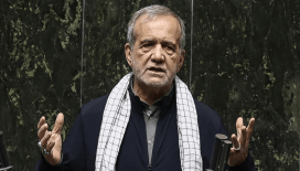 İran Cumhurbaşkanı: Protestocuların sesini duyuyor, sorunlarını çözmek için tüm çabamızı gösteriyoruz