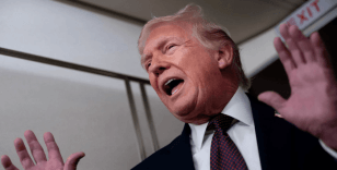 Beyaz Saray’dan gizemli paylaşım: Trump Grönland haritası önünde, 'Takipte kalın' mesajı