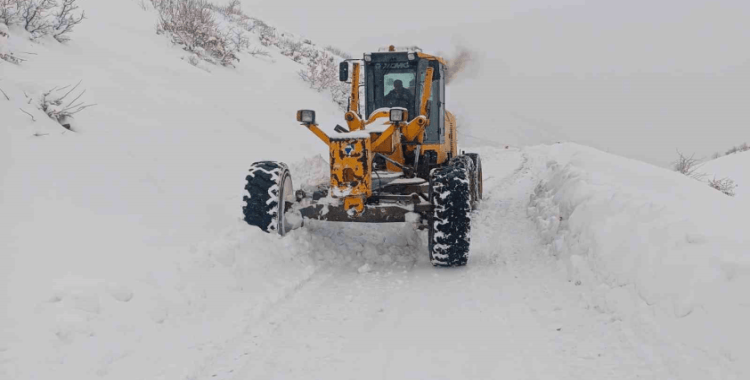 Diyarbakır’da, 6 ilçede 319 kilometrelik kırsal mahalle yolu ulaşıma açıldı