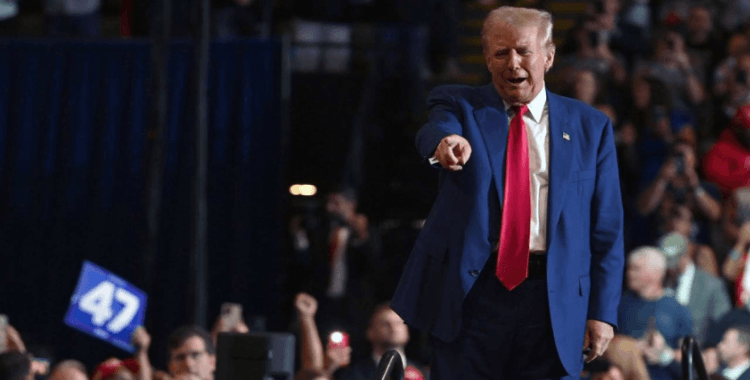 Fransa'daki G7 zirvesi, Trump'ın doğum gününde yapılacak 'UFC etkinliği' nedeniyle ertelendi