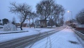 Meteoroloji saat verdi: 3 bölgede kar yağışı diğer bölgelerde sağanak ve kuvvetli rüzgar bekleniyor