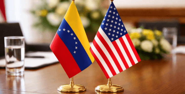 ABD, Venezuela'ya ABD yapımı petrol seyrelticilerinin satışı için lisans verdi: 'ABD yasalarına uygunluk şartı içeriyor'