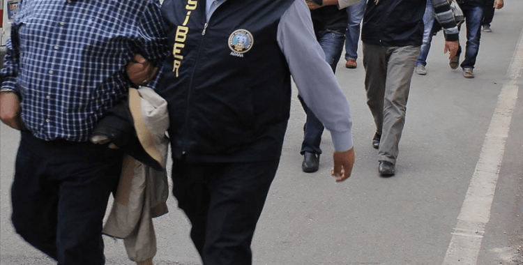 İstanbul'da yasa dışı bahis ve POS tefeciliği operasyonunda 10 şüpheli yakalandı