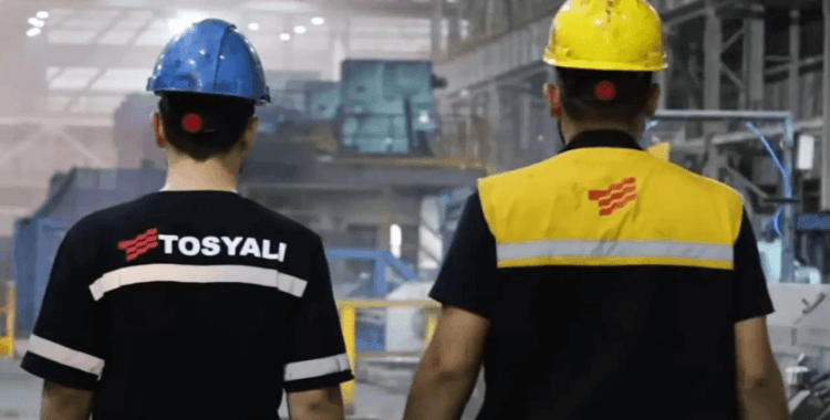 Aylardır ücretleri ödenmeyen Tosyalı işçileri, patronun iftar yemeğine katılmadı