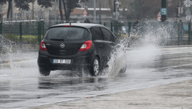 Ankara dahil iç ve doğu bölgelerde karla karışık yağış: 13 il için sarı kodlu sağanak ve kar yağışı uyarısı