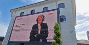 Duayen gazeteci Şenay Düdek'ten "Hayat andan ibaret" fotoğraf sergisi