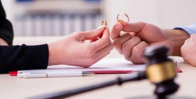 Süresiz nafaka düzenlemesi iptal edildi
